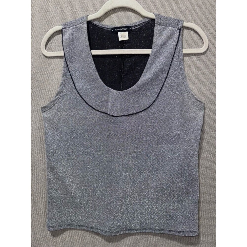 Sage & Vicky size medium Silver Metallic Sleeveless Tank